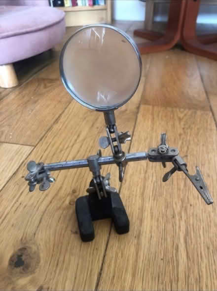 Photo of free Vintage Watch Magnifying Glass (Cheshunt En8) #1