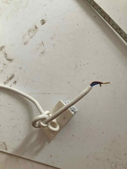 Photo of free Light fitting (S3 Neepsend) #3