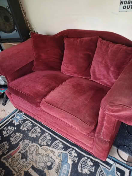 Photo of free 2 Sofa (Chertsey KT16) #2