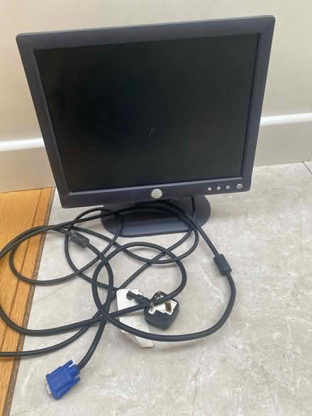 Photo of free Computer screen (Knaphill Woking) #1