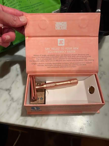 Photo of free Plastic free reusable safety razor (Columbia Heights) #1