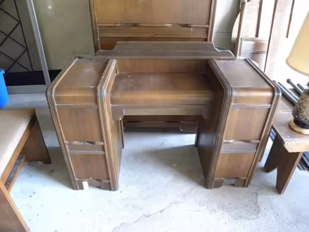 Photo of free Ladies 1940's bedroom set (Troy) #1
