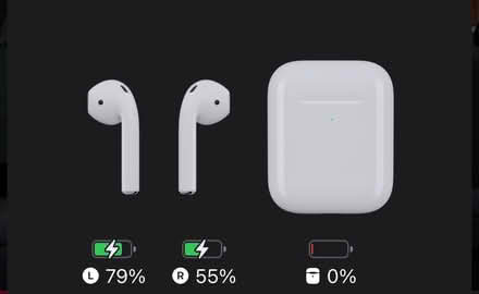 Photo of free AirPods (lightning (101 and Fair Oaks Sunnyvale) #2
