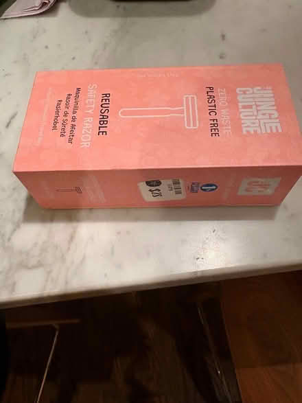 Photo of free Plastic free reusable safety razor (Columbia Heights) #2