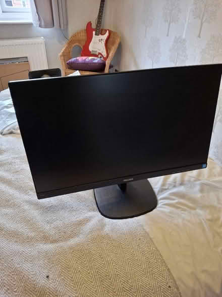 Photo of free Phillips PC monitor (Woolston WA1) #1