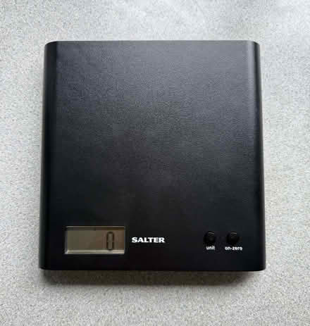 Photo of free Kitchen Scales (Denby DE5) #2