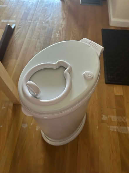 Photo of free Unbox Diaper Pale (Quincy) #3