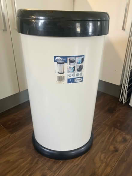 Photo of free Kitchen Bin (Camberwell) #1