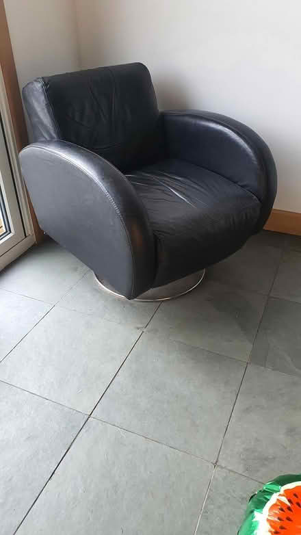 Photo of free Black leather swivel chair (Pa19 1ee) #1