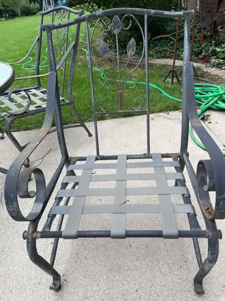 Photo of free Patio Set - 5 chairs and table (Farmington Hills) #3