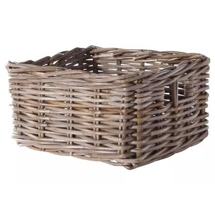 Photo of Wicker baskets/trays and artificial grass (Cottam PR4) #1