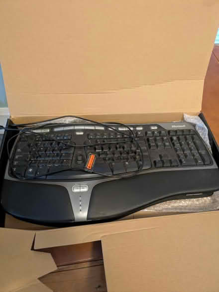 Photo of free Ergo Keyboard (West End) #1
