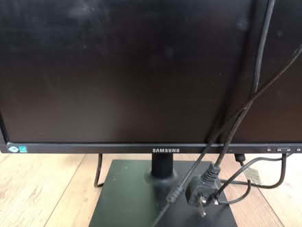 Photo of free Samsung VDU 21 in- LCD (Wellingborough NN8) #2