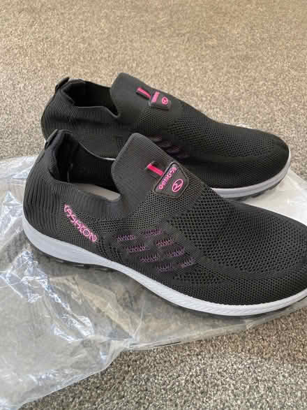 Photo of free Ladies 6.5 slip on trainers new (Plumpton CA11) #1