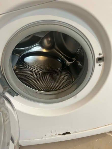 Photo of free Washing machine (Cm2 9FP) #2