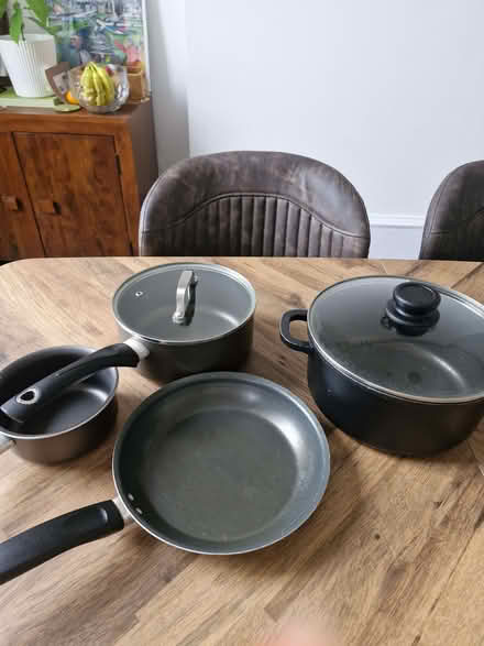 Photo of free Pots and pans (Park District G3) #1