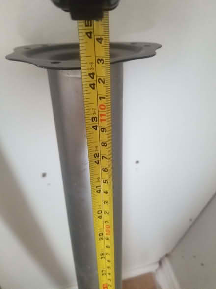 Photo of free Legs for breakfast bar (Broadfield BB5) #3