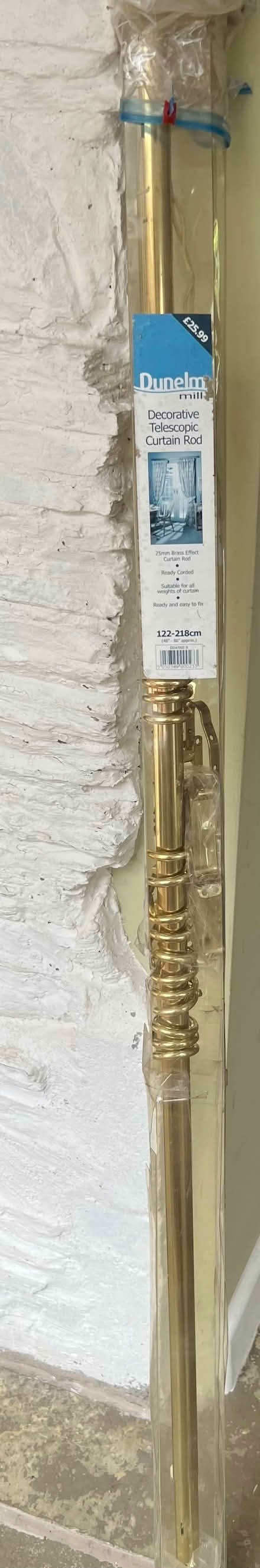 Photo of free Brass effect telescopic curtain rod (Lingen SY7) #1