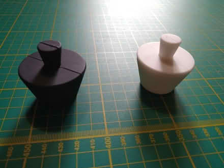 Photo of free Two multi-size bath/sink plugs (unused) (West Croydon CR0) #1