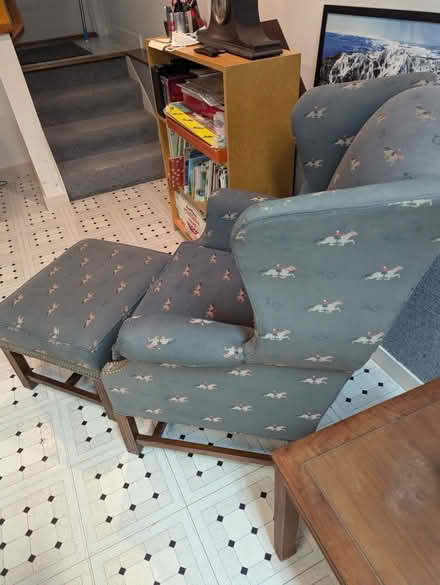 Photo of free Sherrill Chair and Ottoman (Burlingame Easton Addition) #2