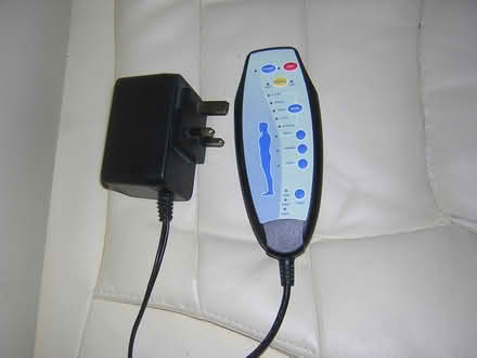 Photo of free Chair with heat and vibro massage (Blackburn BB2) #4