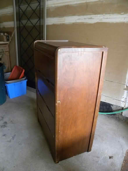 Photo of free Ladies 1940's bedroom set (Troy) #4