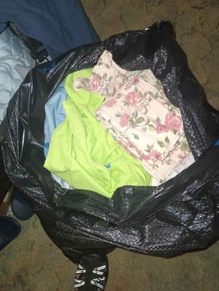 Photo of free Queen and full size bed Sheets (Maple ave.) #1