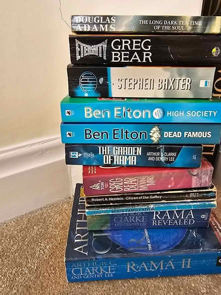 Photo of free Science fiction, Ben Elton books (Wallington) #1