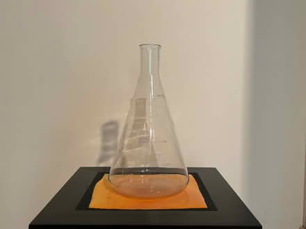 Photo of free Large Glass Flask/Beaker 400 ml (Tribeca) #1