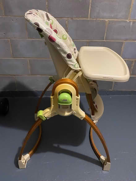 Photo of free Fisher Price High Chair (Langley SL3) #2