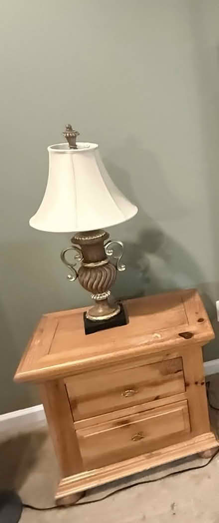 Photo of free King Bedroom Set (Leesburg) #2