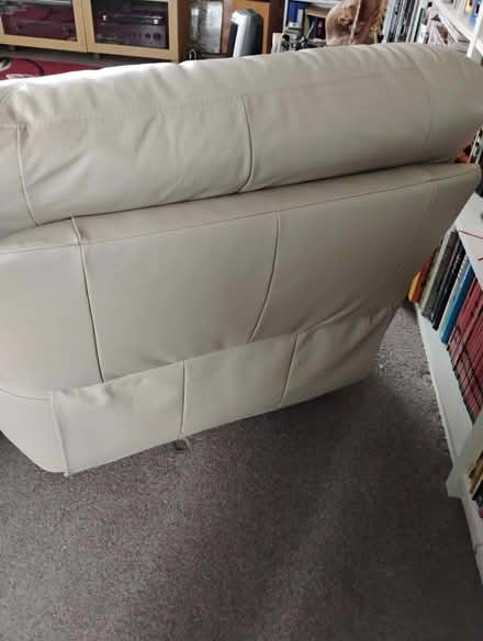 Photo of free Reclining real leather chair like new (Barry CF62) #4