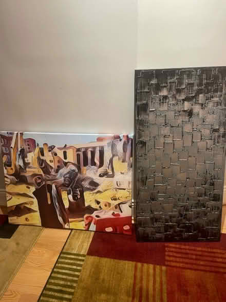 Photo of free Canvas wall art (Dupont/Logan) #1