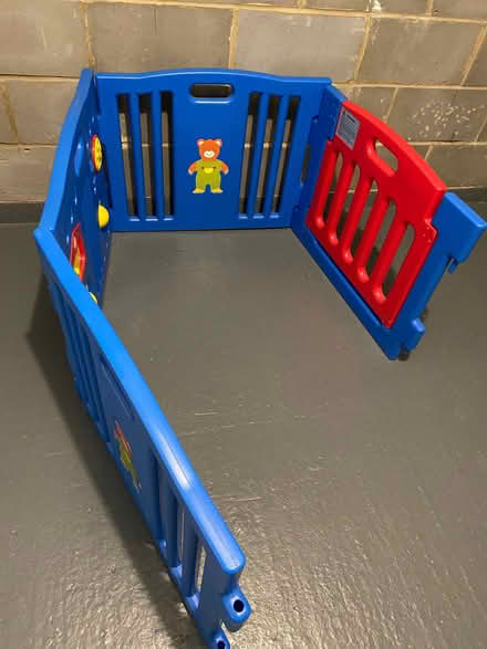 Photo of free Baby Play Pen - 4 piece (Langley SL3) #2