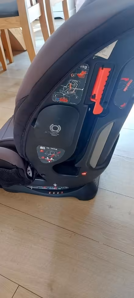 Photo of free Joie car seat 0 to 36kg (DA13 Meopham Culverstone Green) #3