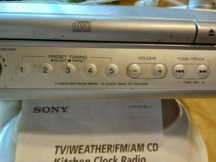 Photo of free Sony Radio & CD player (Suffern - Jersey Ave) #2