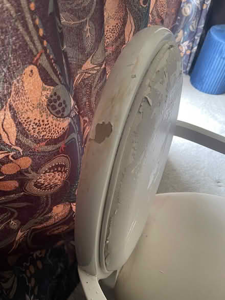 Photo of free Two bedroom chairs (Sweeny Mountain SY10) #4