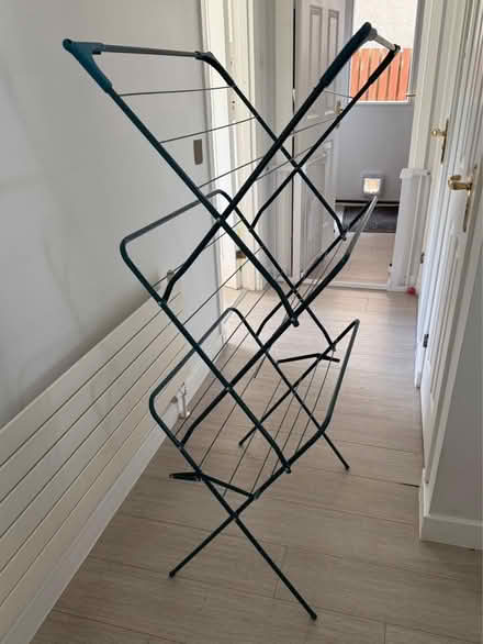 Photo of free Airing rack (Falkirk FK1) #3