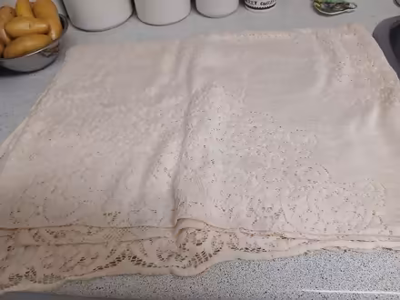 Photo of free Extra large crocheted tablecloths (Meadowvale and 401 area) #4