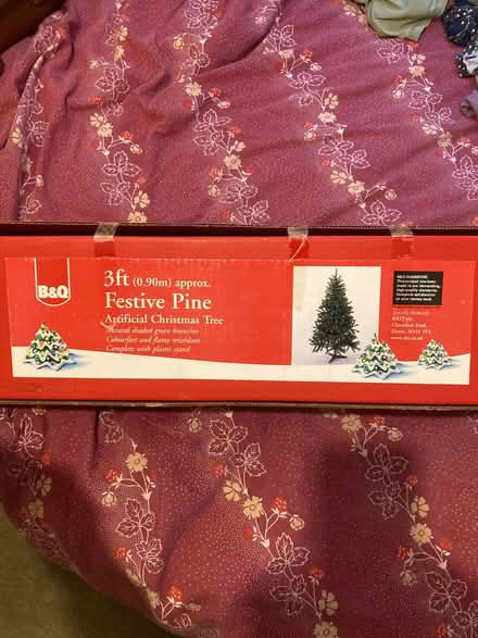 Photo of free 3ft artificial Christmas tree (Blackford EH9) #1