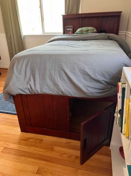 Photo of free Twin wooden bed with drawers (Warrenton/Broad Run) #2