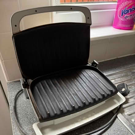 Photo of free George Foreman grill - for spares (Falkirk FK1) #1