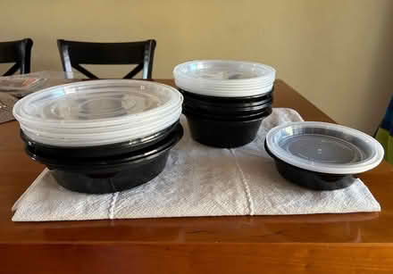 Photo of free plastic take out containers (Saratoga Woods) #1