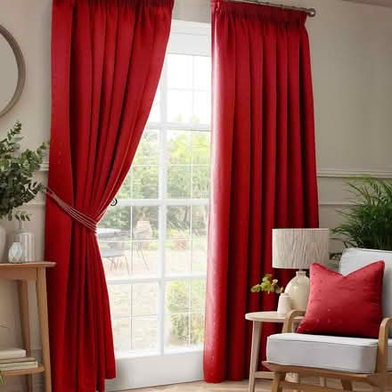 Photo of Red curtains / red fabric (CT11) #1