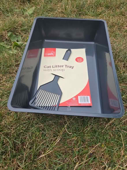 Photo of free Small pet carrier and brand new small litter tray (Holmer Green HP15) #3