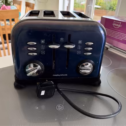 Photo of free Toaster (Falkirk FK1) #3