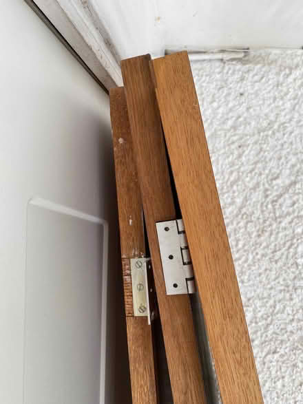 Photo of free Walnut veneered internal doors (Prestwood HP16) #4