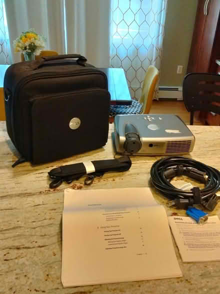 Photo of free Dell 3200MP, DLP Front Projector (Basking Ridge) #1