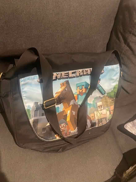 Photo of free Minecraft messenger bag (Burnham SL2) #1
