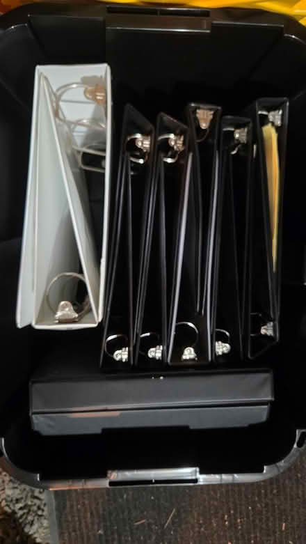 Photo of free 3-Ring Binders (South End) #1